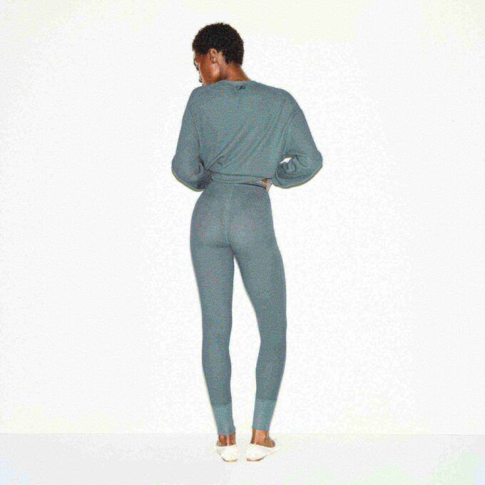 TYKKE VAFFELKNAPPER FORAN-LEGGINGS
