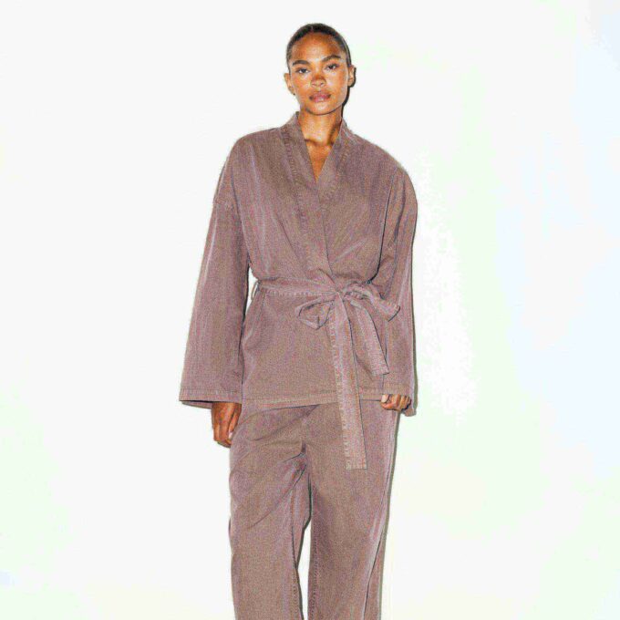 VEVET LOUNGE OVERSIZED OMSLAGSTOP
