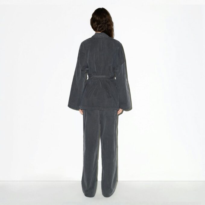 VEVET LOUNGE OVERSIZED OMSLAGSTOP